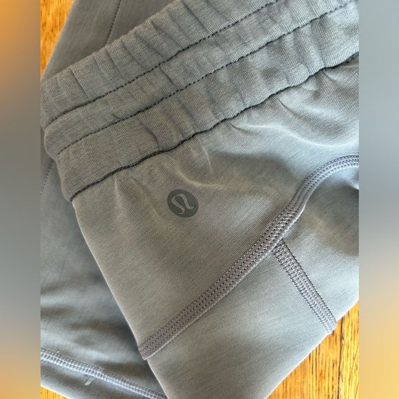 Lululemon Shorts - Picture 3 of 4
